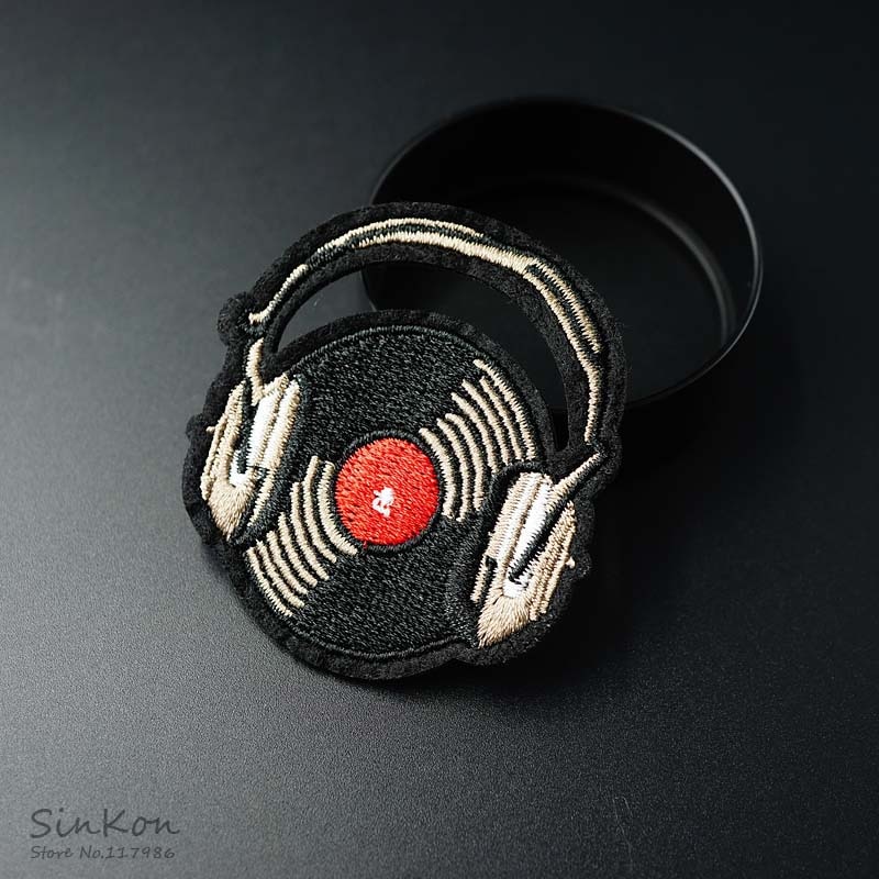 Muziek Opnemen Size:5.2X5.8 Cm Iron On Patch Sew Geborduurde Applique Stof Voor Jas Badge Kleding Stickers