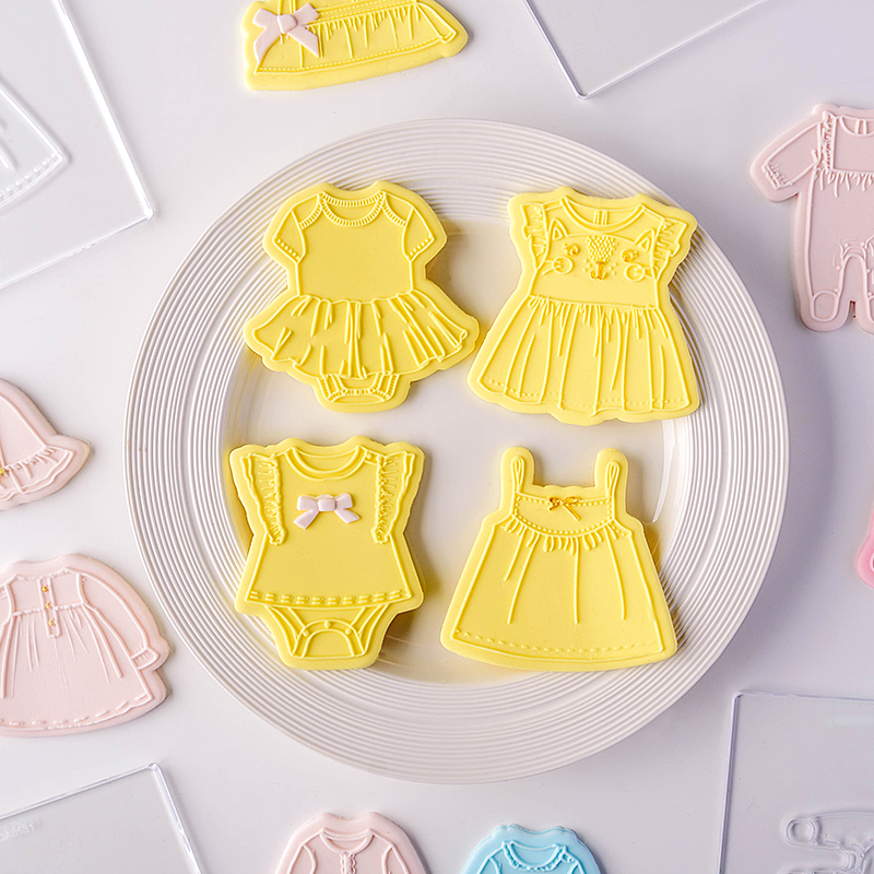 2Pcs Baby Clothes Embossed Cookie Mold Kids Birthday Cake Decorating Tools Fondant Biscuit Cutter Boy Girl Party Dessert Mold
