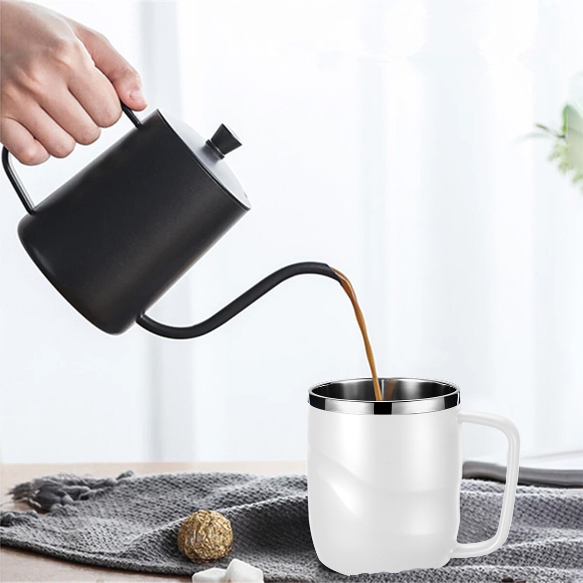 400ML Coffee Mug Cup 304 Stainless Steel Double Wall Coffee Tumbler Reusable and Durable Coffee Travel Cup with Lid and Handle