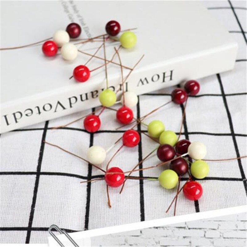 200P Artificial Single Stem Berry 2.76" Length Foam Berries for DIY Home Wedding Box Accessorie Christmas Party Decorative
