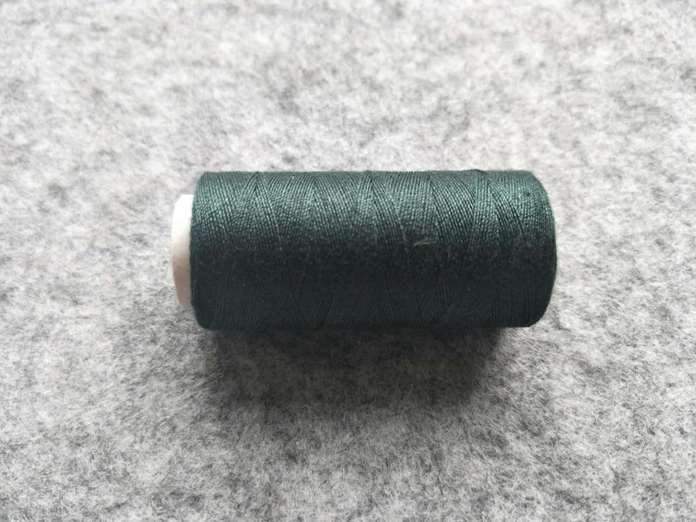 Multicolor bieden selecteren familie kosten naaigaren naaimachine draad hand naaigaren schoothoek 100 yard 1pcs: atrovirens