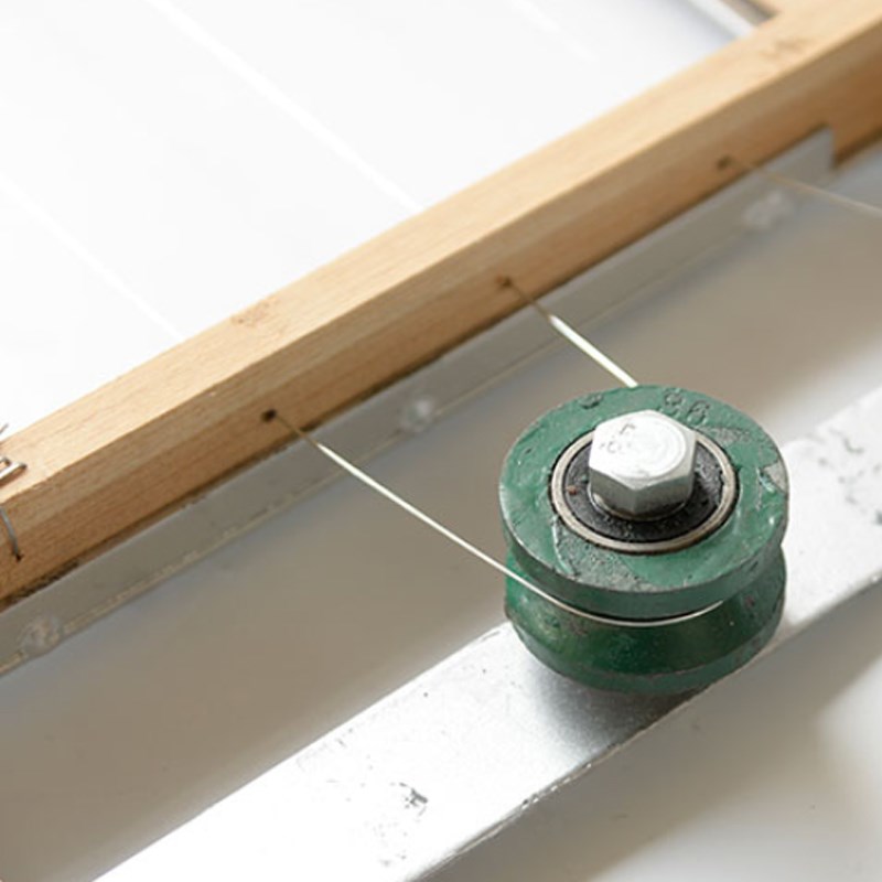 Easy Operation Beehive Frame Wire Assemble Tool Langstroth Dadant Beehive Frame Wiring Board Assemble Frame Wire Easily