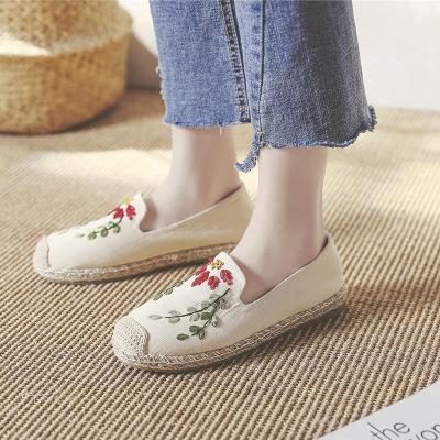 Canvas Women Flat Shoes Woman Ballet Flats Embroidered Old Peking Cloth Shoes Comfortable Casual Loafers Slip On Linen Footwear: White / 36
