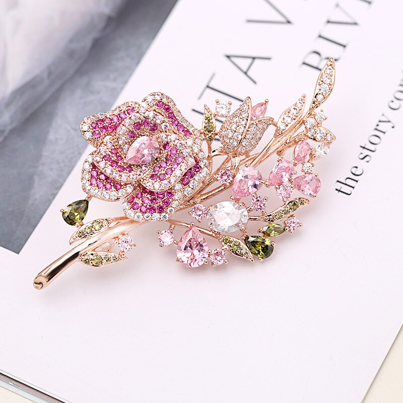 Kleurrijke Bloemen Pin Voor Vrouwen Aaa Zicon Broche Jewelrys Kleding Sjaal Gesp Kledingstuk Accessoires Parel Sieraden Gem