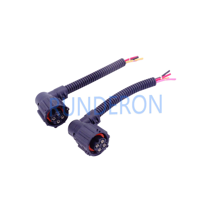 Auto Parts 4 Pin Odometer Sensor Harness Connector Socket Plug for Sinotruk HOWO