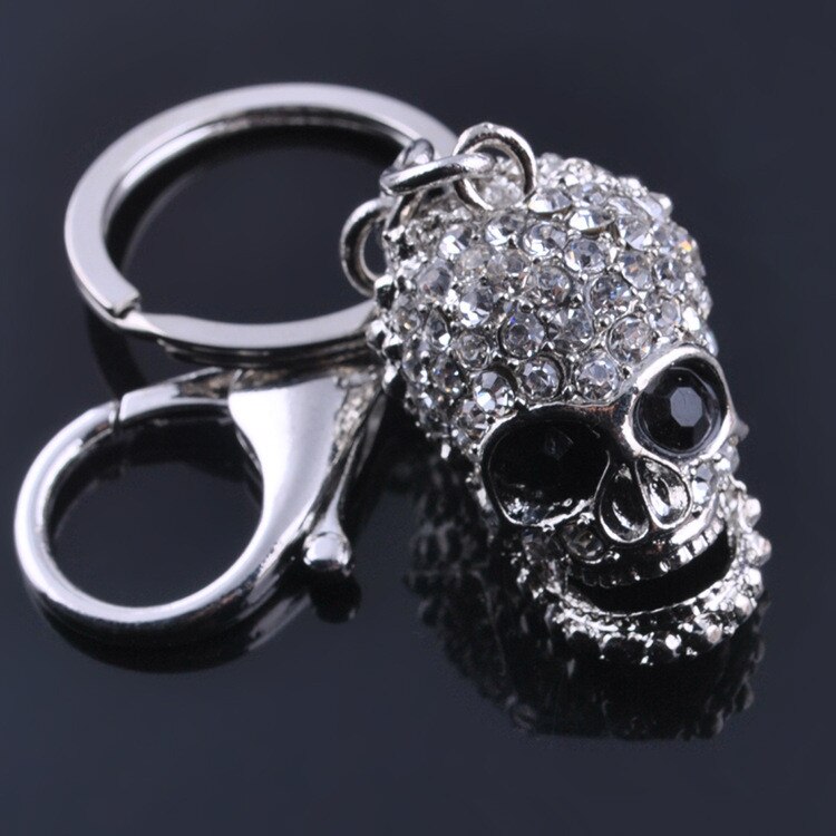 1Pc Trinkets Keychain Key Chain Terminator Skull Metal Key Chains The Best Souvenir Choice Auto Motorcycle Car Key Ring