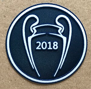 Madrid 2018-2019 conjunto crachá 13 UCL Campeão 2018 + Troféu UCL honra crachá: 2018