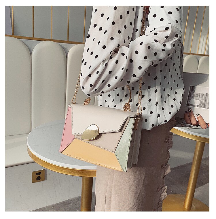 Contrasterende kleuren pu leren crossbody tassen voor dames ketting handtassen met metalen handvat schoudertas kleine tassen