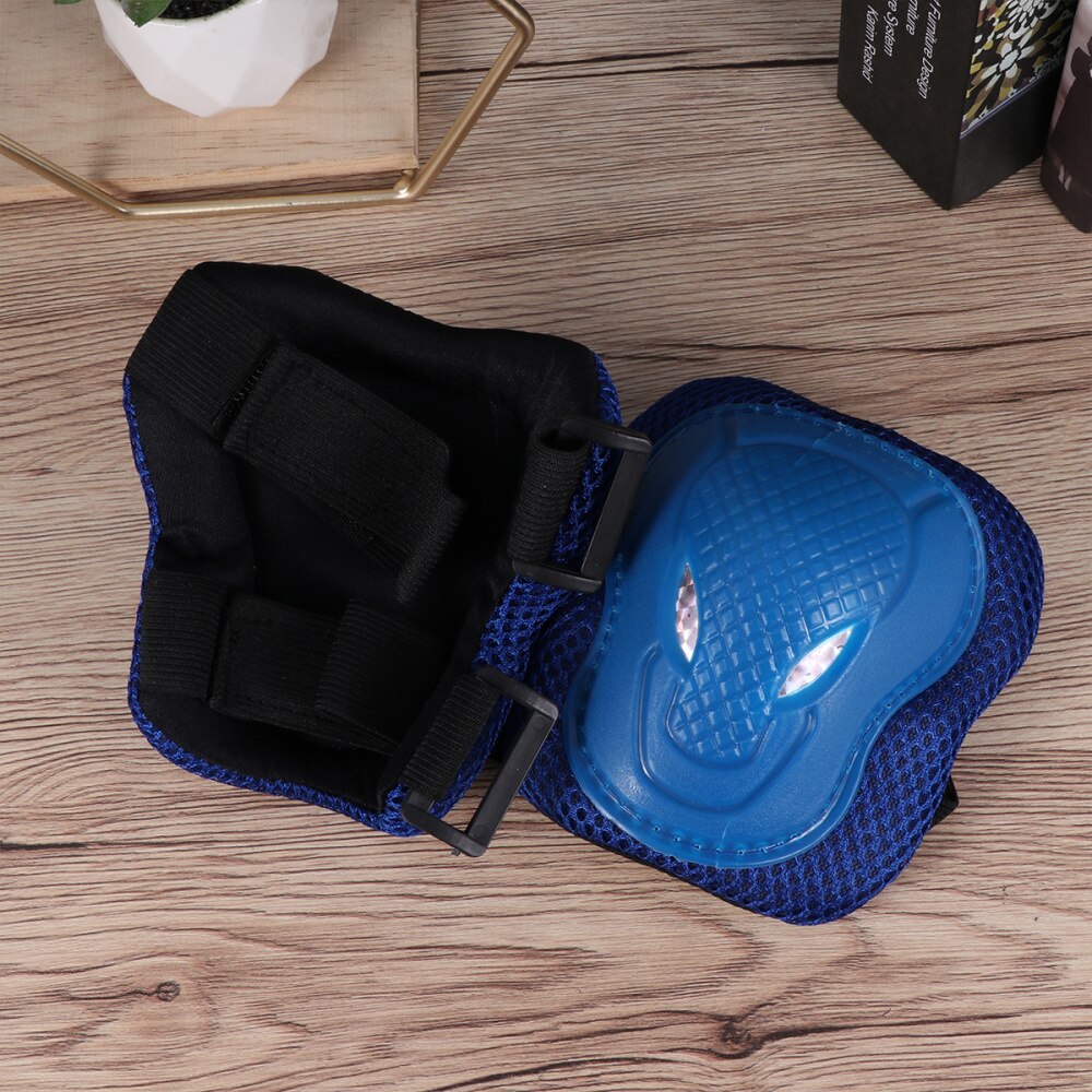 6pcs in 1 Set Adults Roller-skate Protection Gear Skiing Roller Protector Sports Protectors Kit Skateboard Bike Riding Knee Pad: Blue