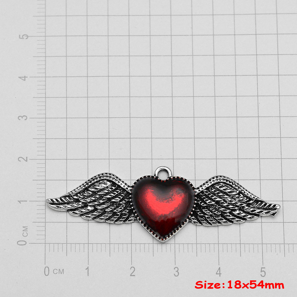 4pcs/Lot Gothic Burning Sacred Heart Charms Corazon Winged Catholic Pendants For Diy Necklace Earring Jewelry Making Supplies: Light Yellow Gold Color