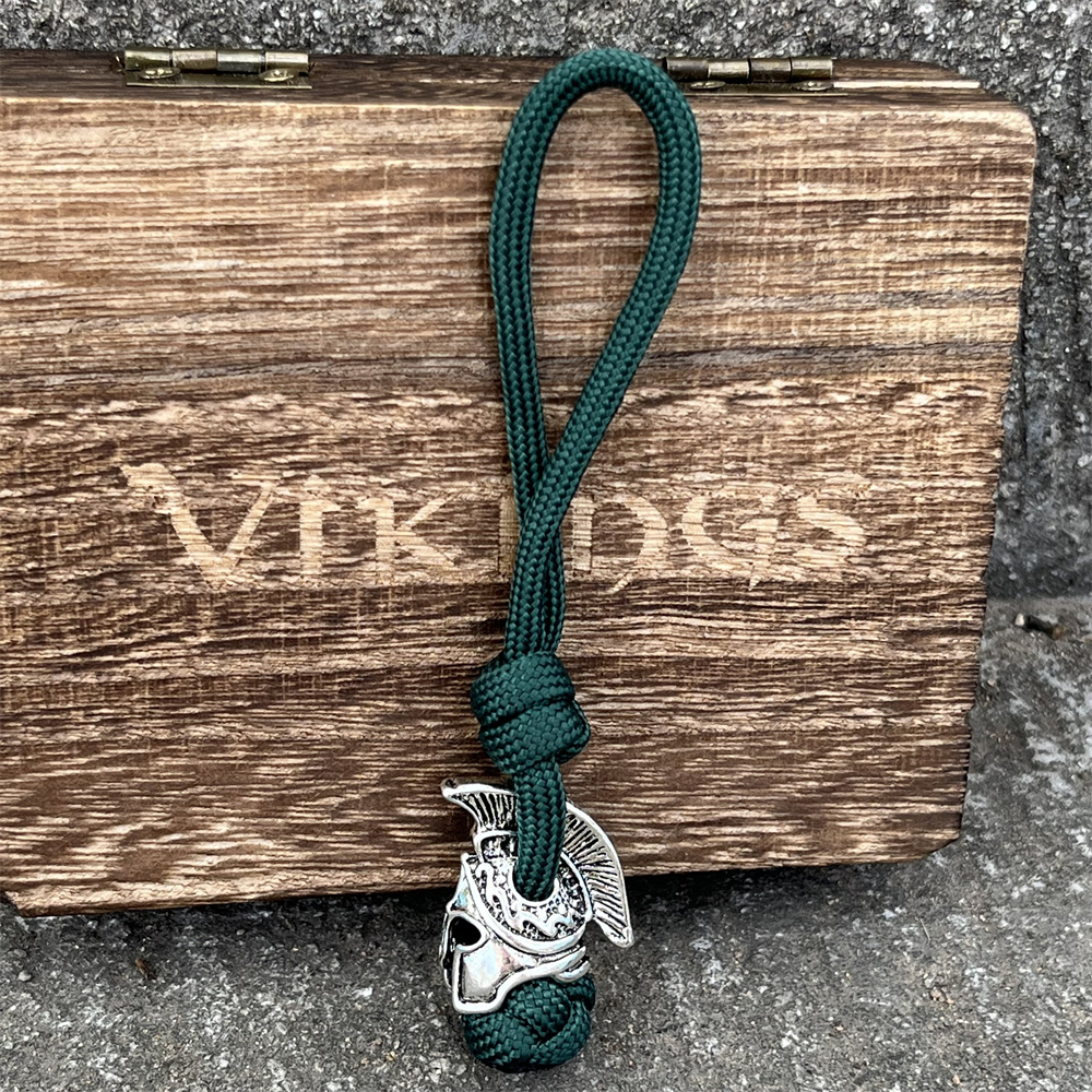 LLavero de cordón de guerrero espartano para casco vikingo, accesorios para hombres y mujeres, llavero de cuerda de Paracord de supervivencia tejida para cuchillo, llave de coche, 1 Uds.: Blanco