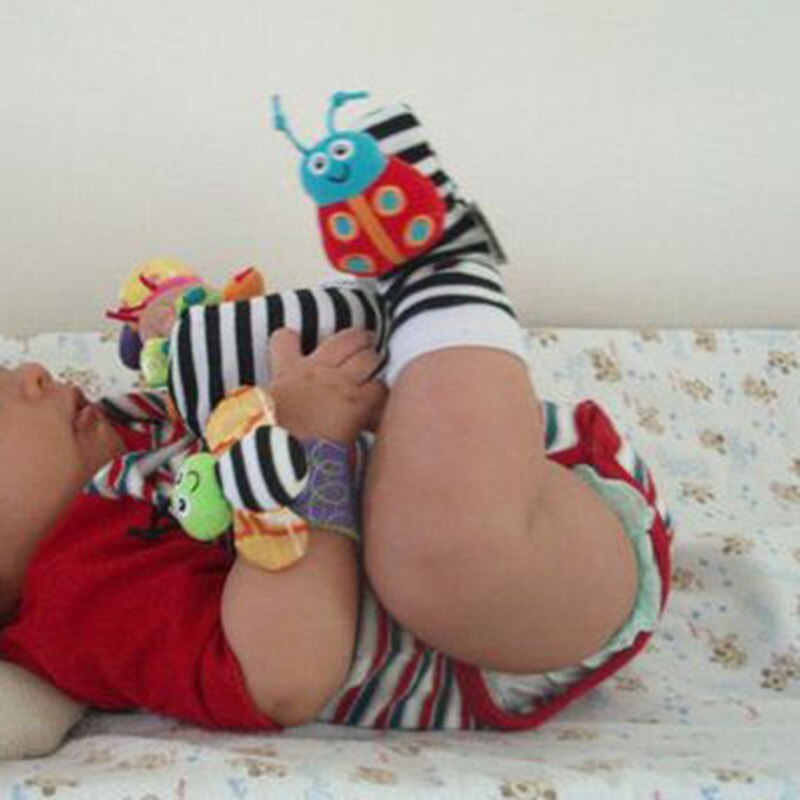 Hochet de poignet pour bébé, ensemble de jouets sensoriels, chaussettes et bracelets