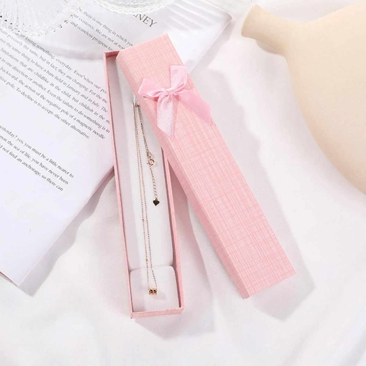 Caja de de joyería Rectangular con decoración de nudo de lazo, adecuada para collares de embalaje, pulseras y otros accesorios, 1pc: Gris oscuro