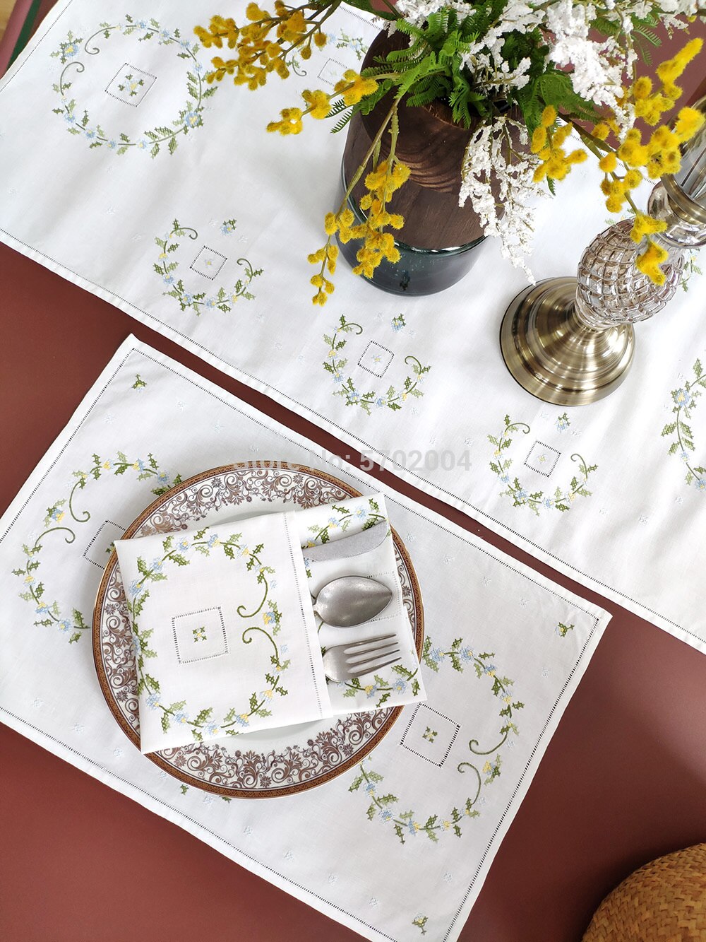 Hand-embroidered Cross Stitch Diablement Fort Doily Tablecloth