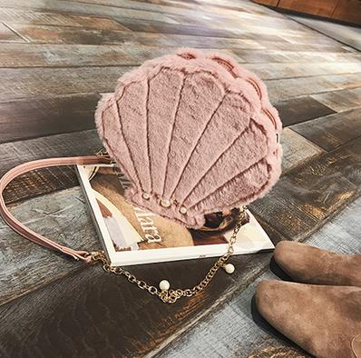 Shell Shape Faux Fur Pearl Ketting Dames Schoudertas Handtas Casual Purse Vrouwen Crossbody Mini Messenger Bag 4 kleuren: pink