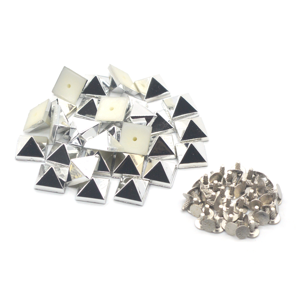 KALASO 50 juegos de 10mm plateado chapado en oro ABS pirámide cuadrado Punk tachuelas remaches picos para zapatos bolsa decoración de ropa artesanía Diy: Latón envejecido