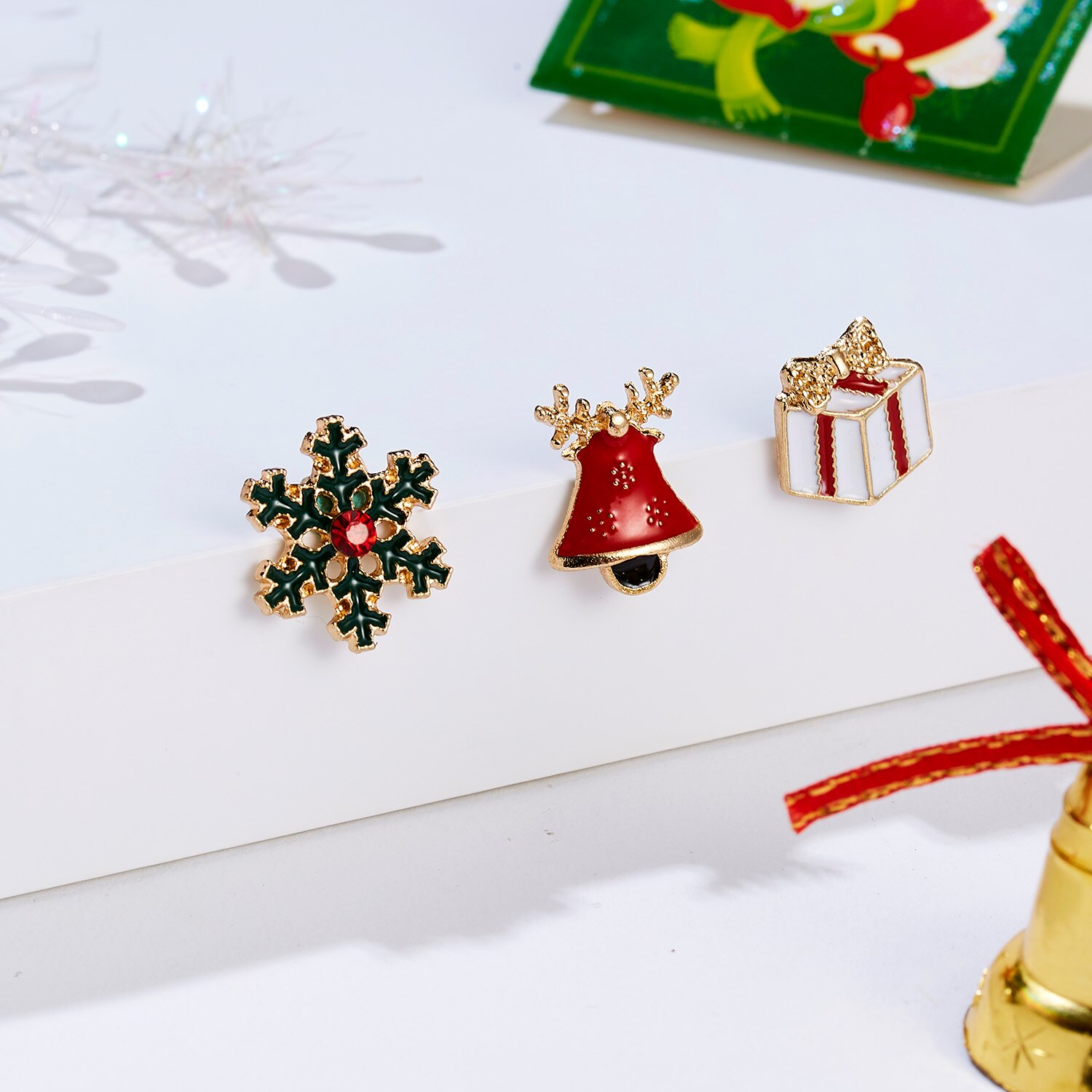 Rinhoo Mooie Kerst Broches Vrouwen Mannen Broches Emaille Pins Kerstboom Kerstman Hoed Jas Badges Kerstcadeaus
