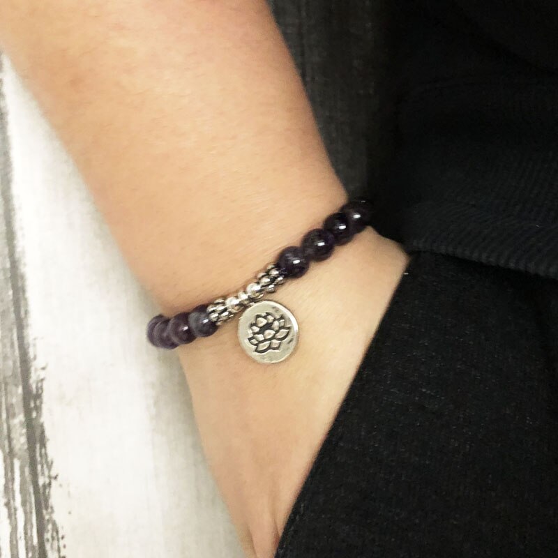 Ametyster buddha armbånd yoga lotus charme håndled lilla sten beaded buddhist armbånd til kvinder og mænd