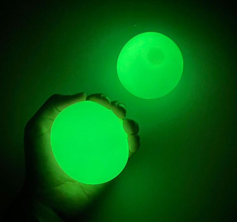 Balle collante plafond Decompression wall ball Sticky Squash Suction Sticky Target Ball Children's Toy Response capability: Luminous 5CM