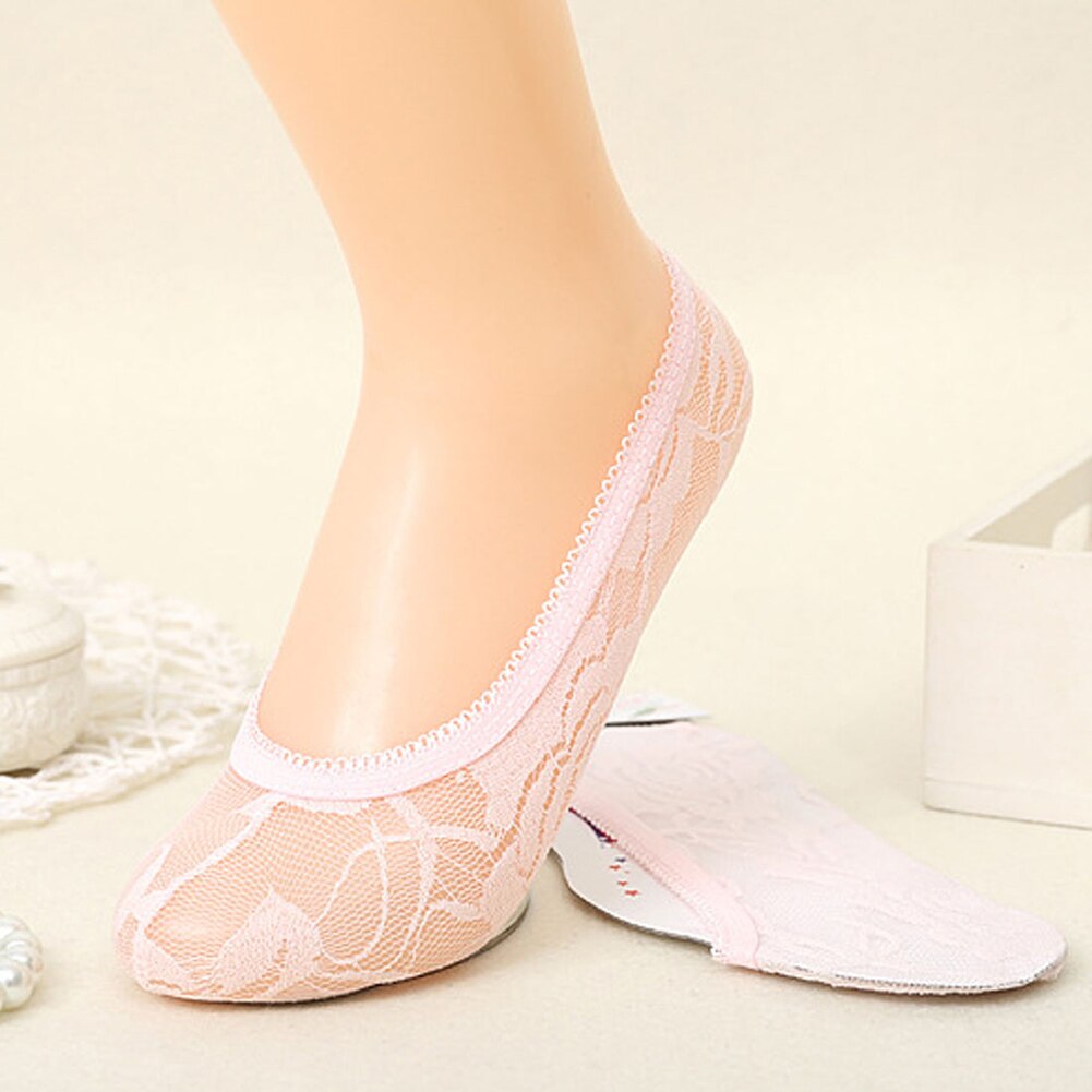 Spring Summer Women's Socks Lace Thin Non-Slip Silicone Invisible Girls Woman Ankle Socks Peas Shoes Low Cut Socks: 9