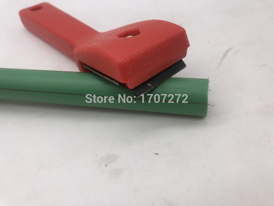 The plumber tools PE pipe drawknife, scraping knife, scraper blade, rabbler, pipe fitting