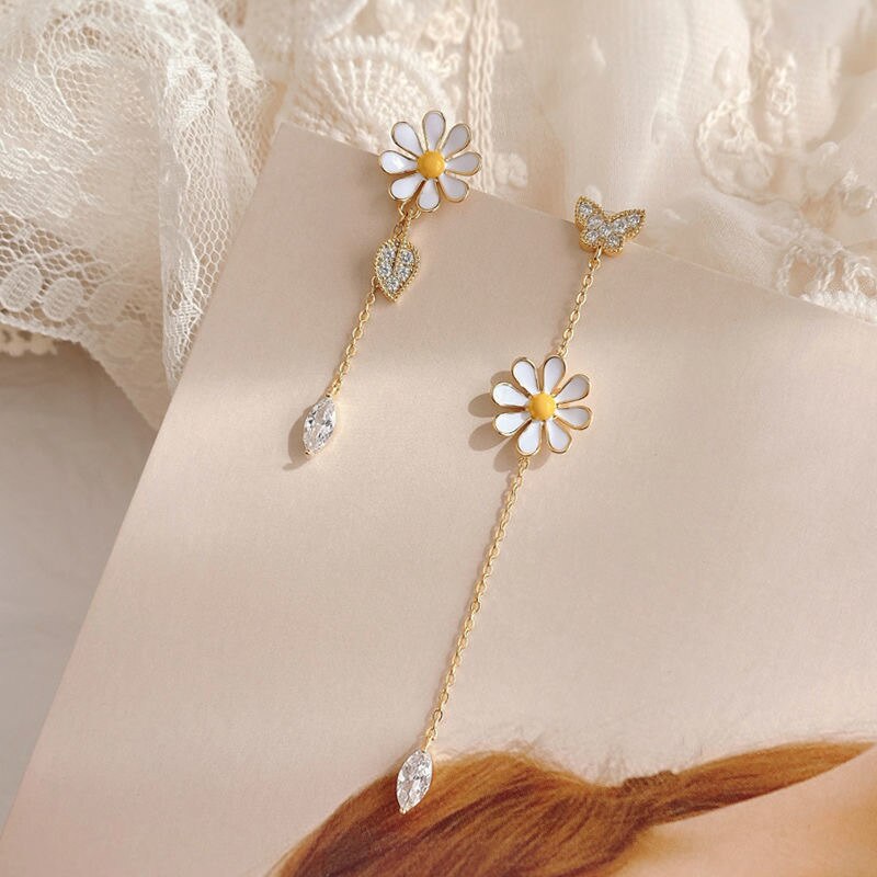 Koreaanse Stijl Lange Daisy Bloem Oorbellen Voor Vrouwen Asymmetrische Delicate Bloem Stijl Oorbel Meisjes Zoete Sieraden