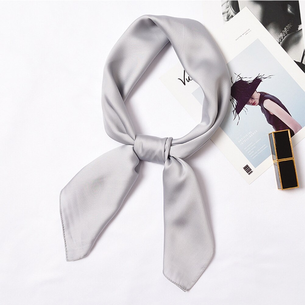 Solid halsduk kvinnor huvudduk för hår rosa grön vit sidenhalsduk dam 70cm*70cm fyrkantiga bandanas dam halsdukar: Ljusgrått