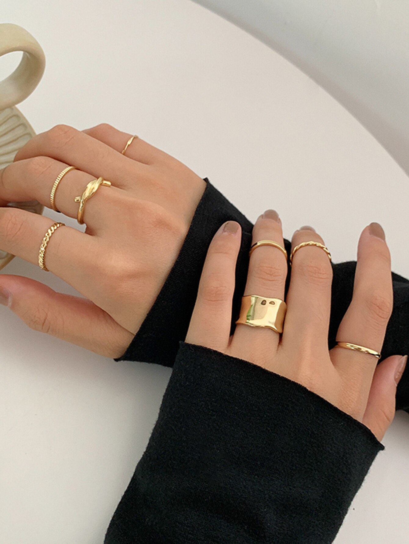 8 Stks/sets Fijnere Ringen Set Voor Vrouwen Metal Hollow Ronde Opening Vrouwen Gesp Joint Staart Vinger Ring Voor Meisje Party huwelijksgeschenken: ZJ3558