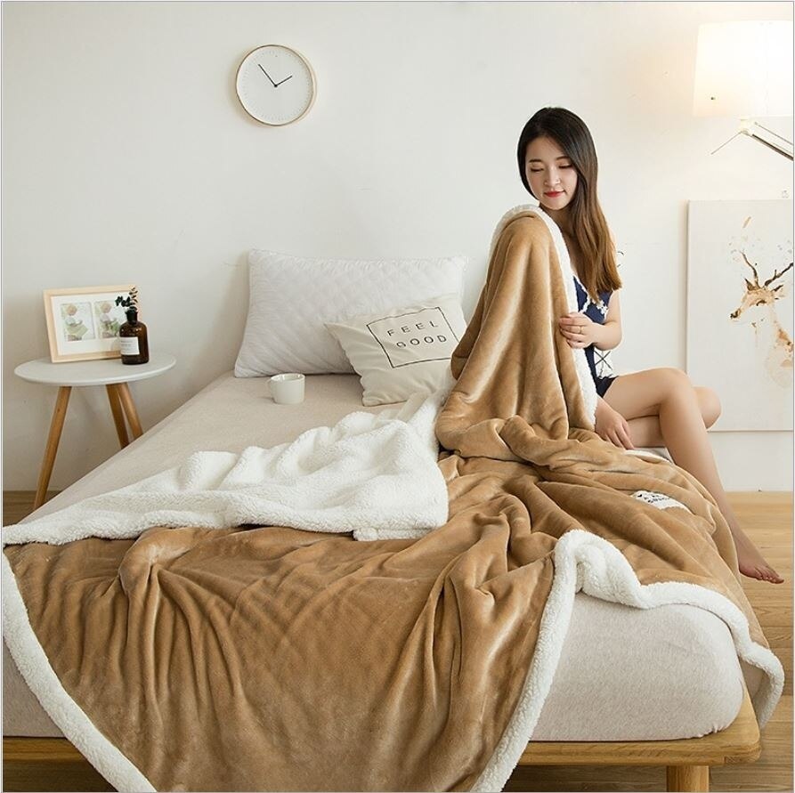 Super Weiche Doppel-schicht Lamm Plüsch Flanell Decke gepolstert Bett warm in Winter klimatisierte Decke König größe Decken: lightbrown / 150cm durch 200cm