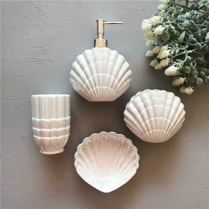 Juego de accesorios de baño con forma de concha de cerámica, herramientas de lavado, botella, taza de enjuague bucal, jabón, soporte para cepillo de dientes, artículos para el hogar pf92021