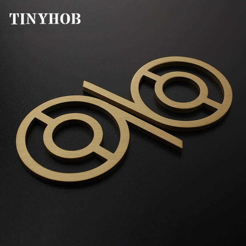 Números de casa huecos dorados, decoración de pared, placas de puerta de latón para Villa, Hotel, figuras DIY, etiquetas de números de dirección para dormitorio, hogar y oficina