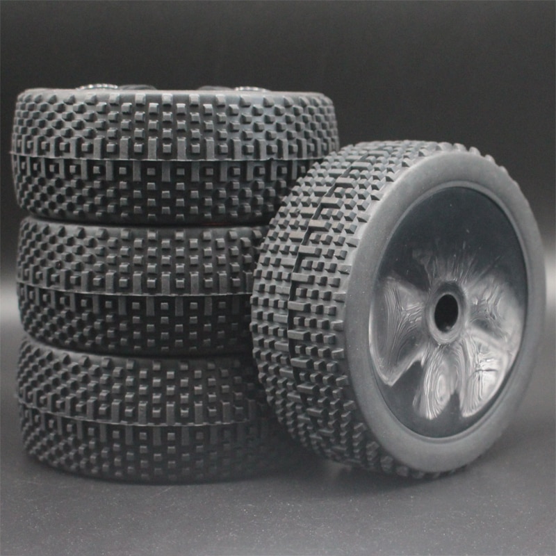 Valkoinen musta vihreä keltainen punainen  rc 1:8 maastoauto buginen kumirenkaat ja muovivanteet napa kuusio 17 mm 81-801: 81b-801-4 kpl