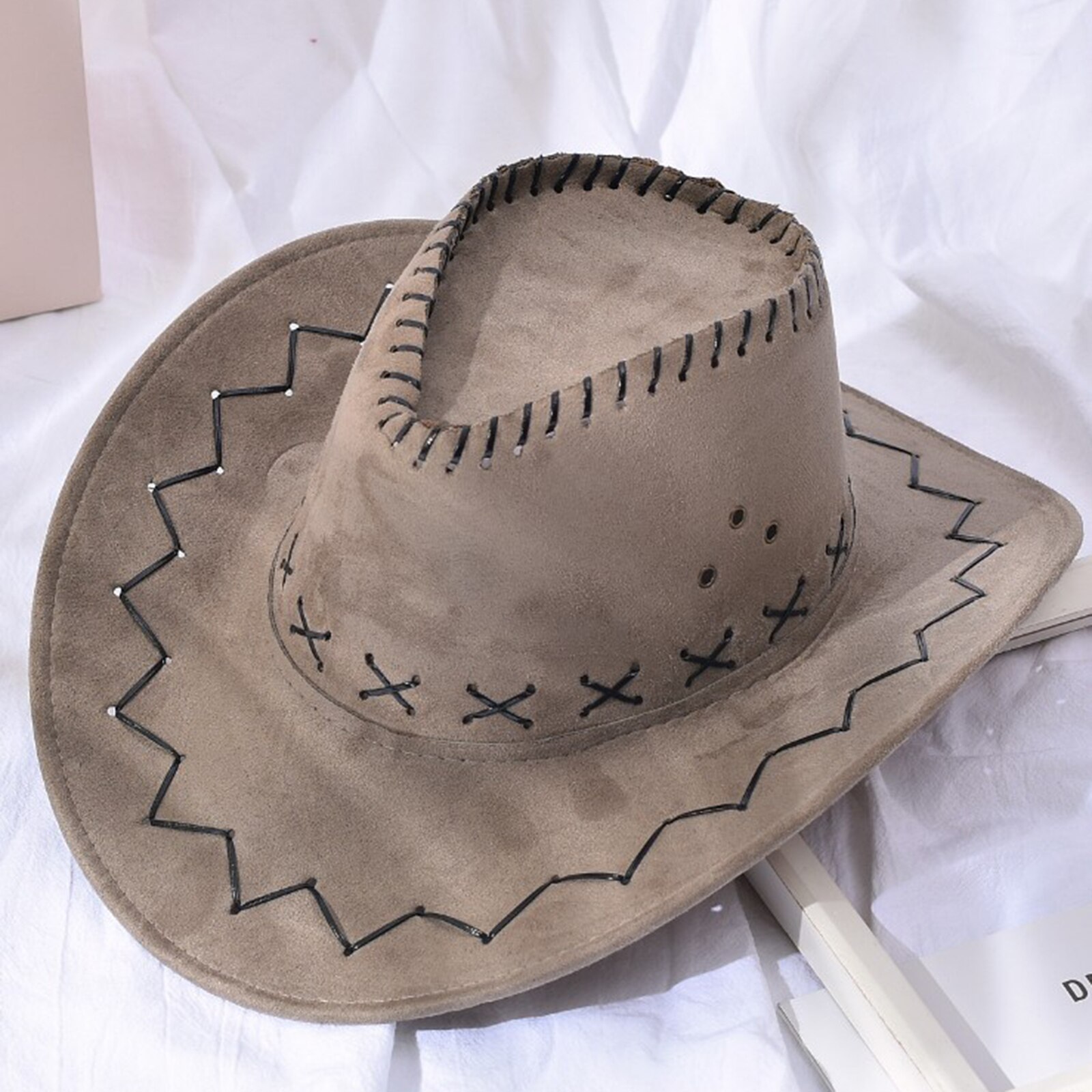 Western Cowboy Hat Classic British Fedora Hat Men Winter Felt Hats Jazz Sunhat Chapeau