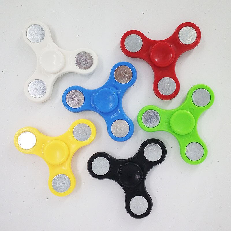 Vingertop Gyro Driehoek Vinger Gyro Drie-Blad Decompressie Speelgoed Gyroinertial Rotatie Plastic Speelgoed Voor Kinderen