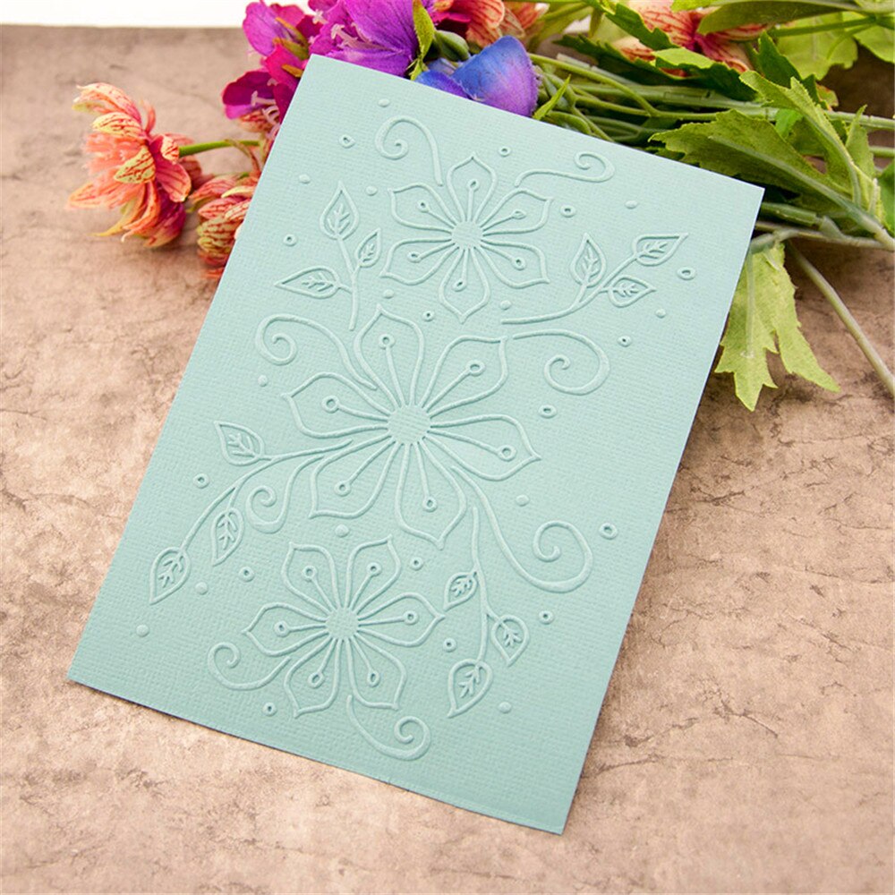 Eastshape Three Flowers Pattern Plastic Embossing Folder for Scrapbook DIY Album Card Tool Plastic Template Folders