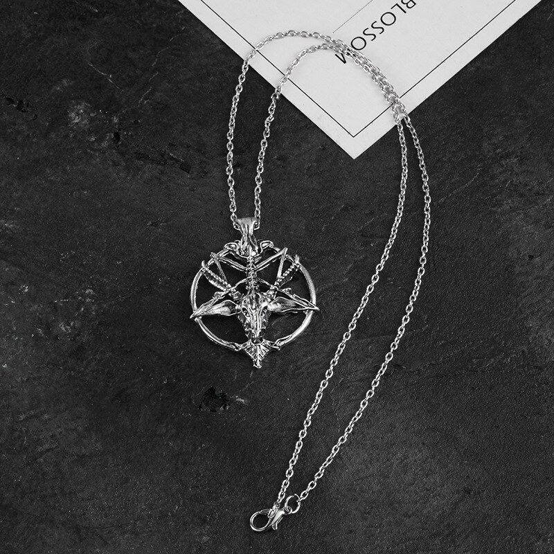 Skull sheep head victim round pendant necklace men retro punk hip hop accessories banquet jewelry bars