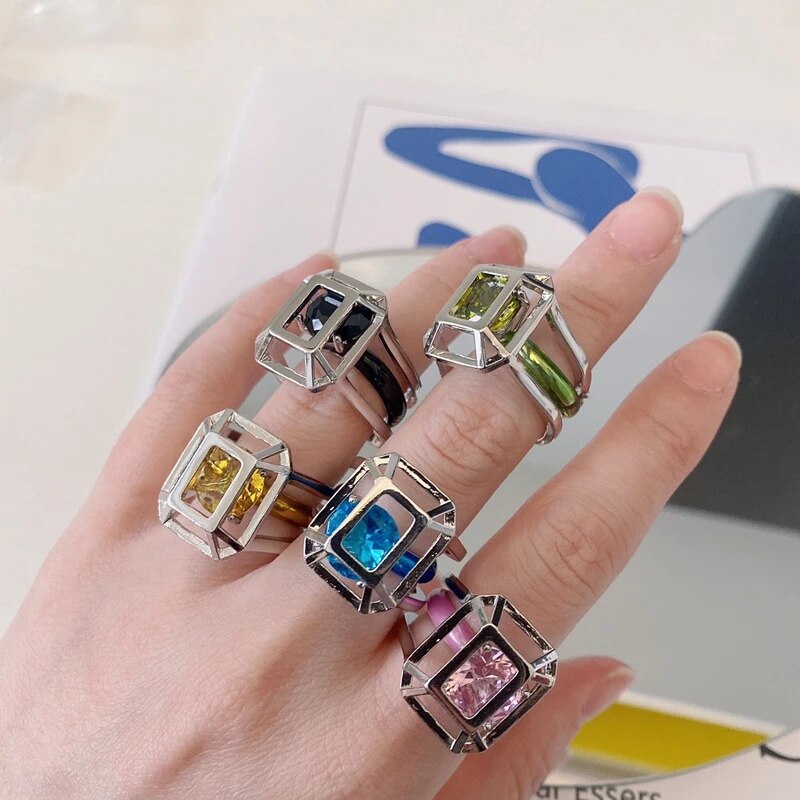 Huanzhi retro firkantet maling ring slik farve zirkon rhinestone uregelmæssig emalje glasur ring til kvinder piger smykker