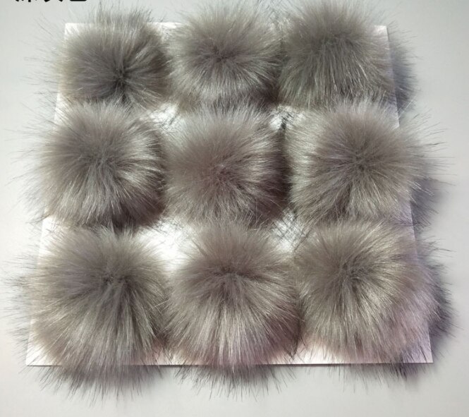 DIY Women Faux Raccoon Fur Pom Poms Ball for Knitting Beanie Hats Accessories Soft Hat Decoration with Buckle Hairball: Dark Gray With Butto