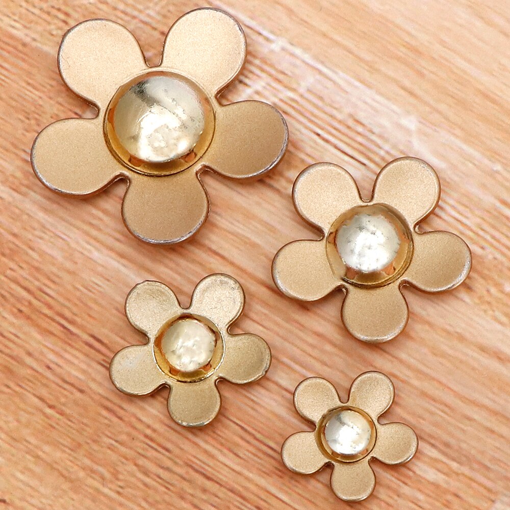 20 Stk/partij Bloem Hars Mix Size Roze Wit Blak Kleur Kawaii Hars Hanger Bloem Decorationfor Mode Resina Ambachten: Golden