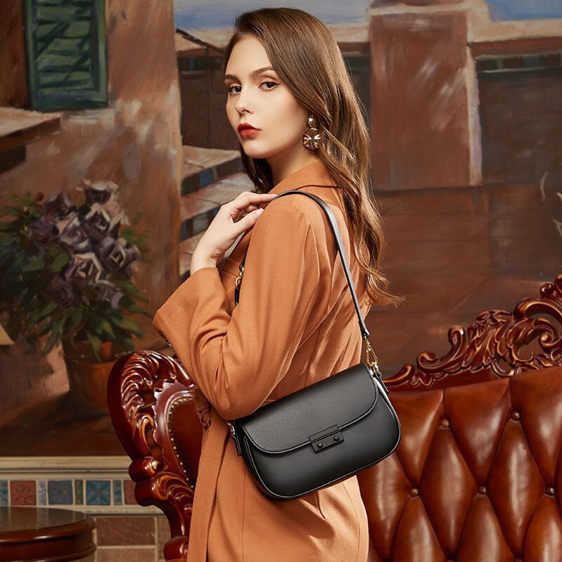 Women's Solid Color Small Square Bag Simple Korean One Shoulder Double Shoulder Leisure Crossbar Chain Leisure Bag