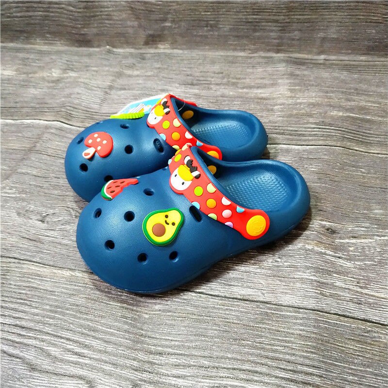 Zuecos bonitos de dibujos animados para Niños, sandalias con agujeros, zapatillas antideslizantes de fondo suave para bebés, zapatos de verano para niñas