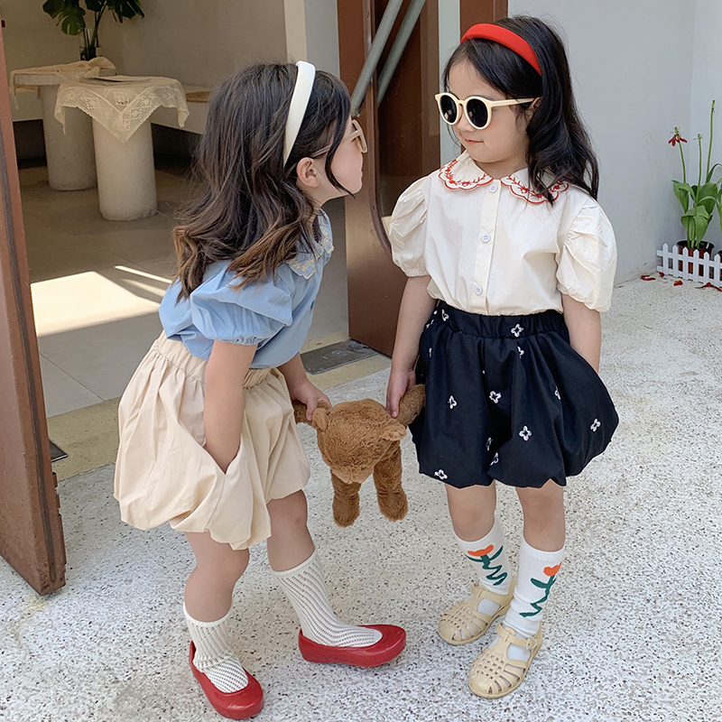 Camicetta per bambina estiva camicia per bambini camicetta per bambini abiti di moda per bambini Ins manica a sbuffo colletto ricamato cotone 1-6Y