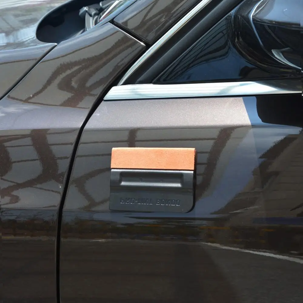 Hiilikuitukalvo magneettinen lasta vinyyli autonteippi ikkunoiden sävytysmagneettikaavin naarmuuntumattomalla mokkanahkahuovalla autonteippityökalulla