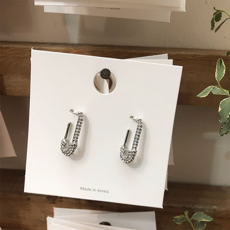 Trendy papirclips sikkerhedsnål øreringe kvinder bling guld metal bryllup statement øreringe smykker øre manchet tilbehør: Sølv