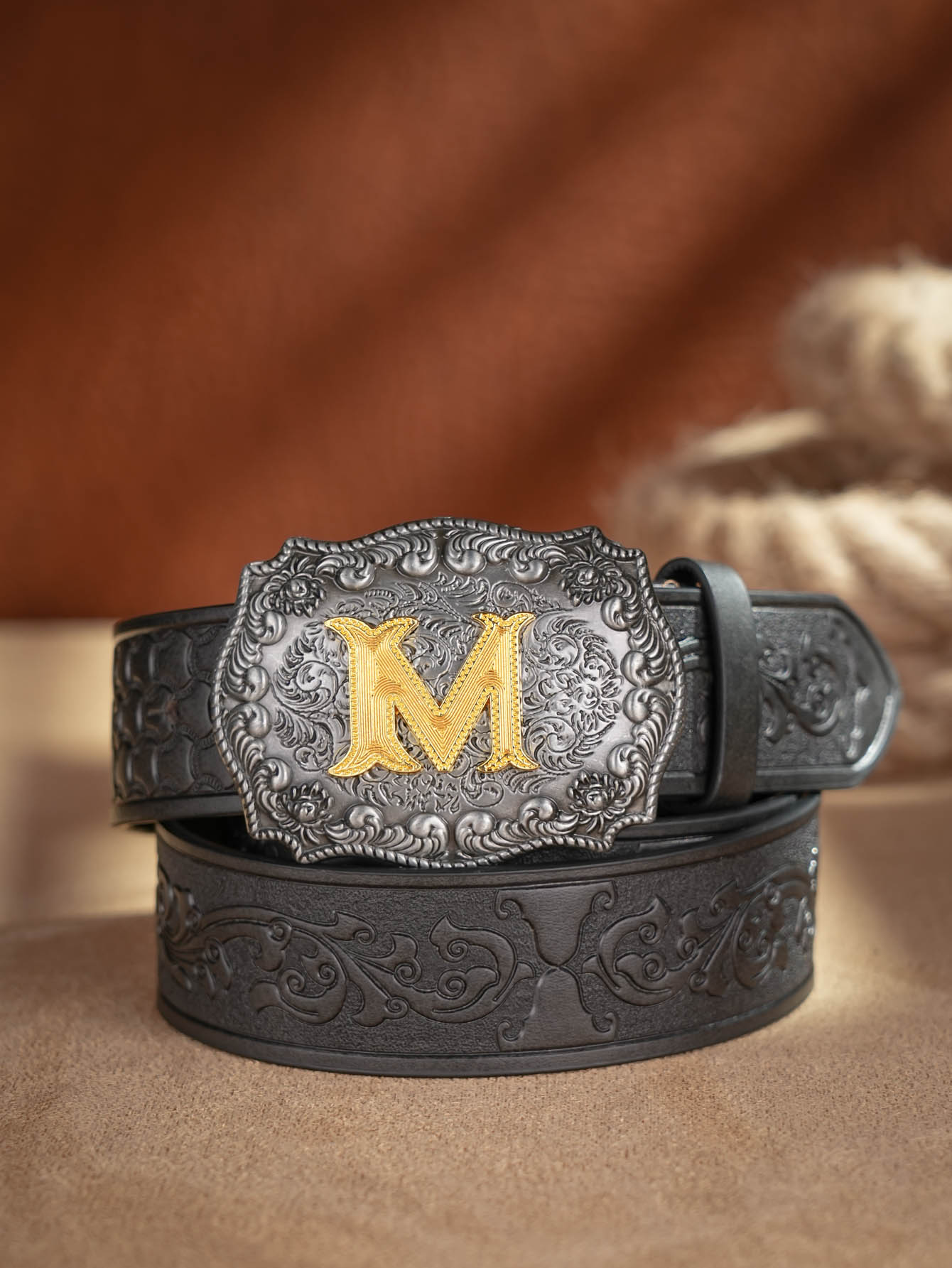 Cinturón de cuero PU de vaquero occidental - Correa de cintura para hombre Decoración de toro con grabado floral para jeans