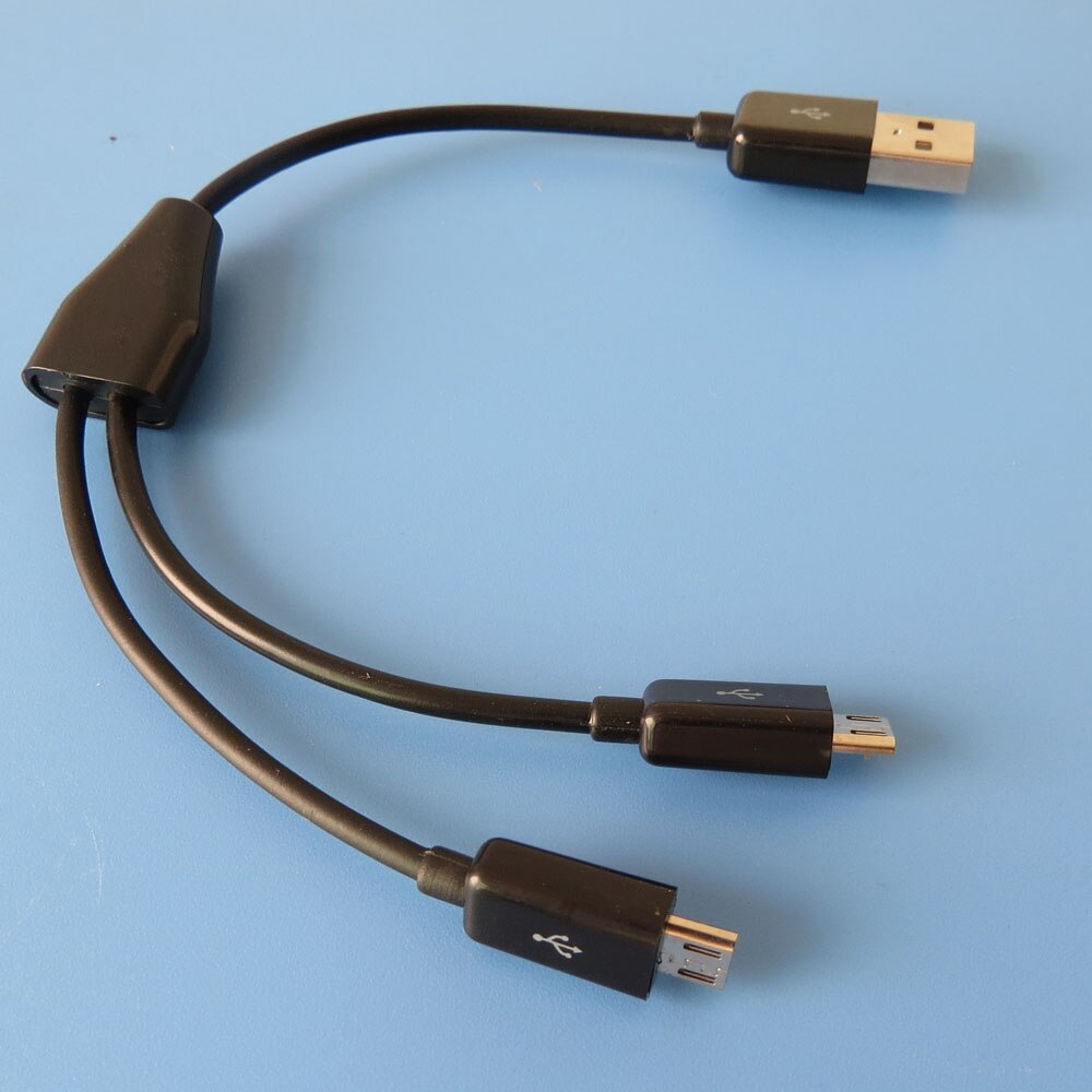 Cable divisor Micro USB Dual, 20cm, 2 dispositivos de alimentación,: Negro