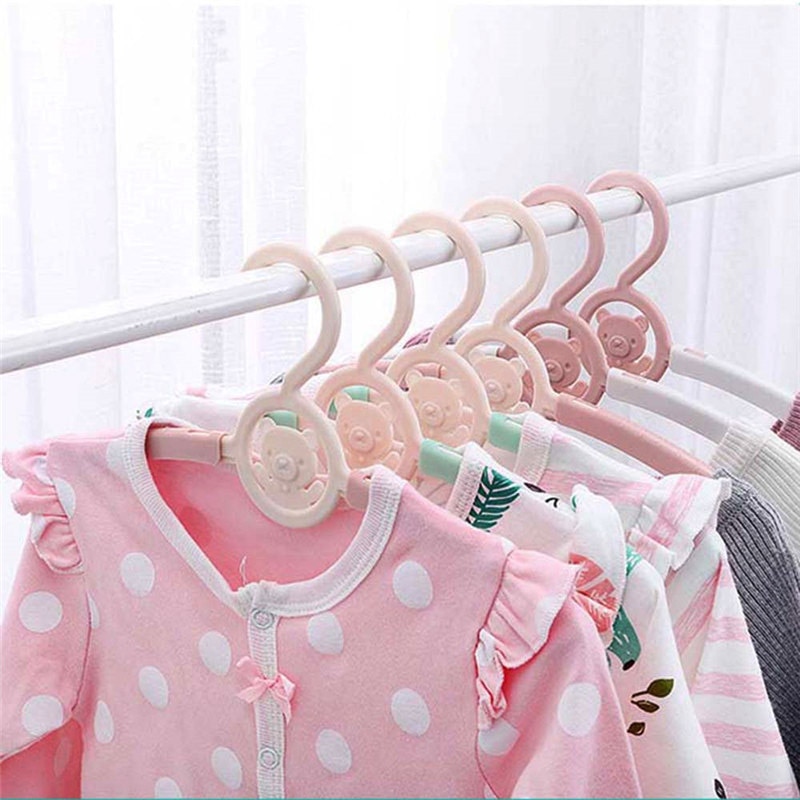 Perchas de plástico con dibujos animados para ropa de bebé, 8 colores, estantes de Secado al aire libre reutilizables para niños, organizador de abrigos de ropa