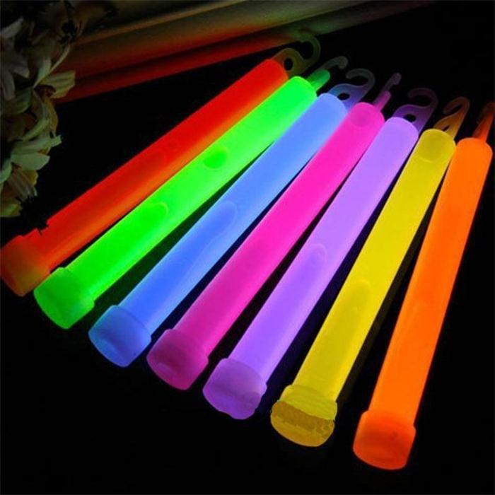 1 Uds. Que brillan en la oscuridad palo de luz química palo de Camping decoración de emergencia para fiestas suministros químicos fluorescentes