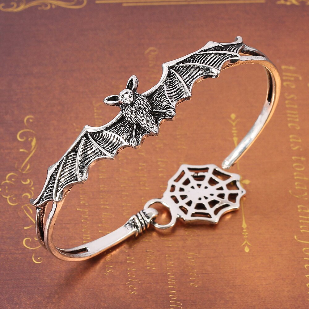 Gothic Vampire Bat Bracelet Women Men Spider Web Charms Cool Punk Halloween Jewelry Cosplay