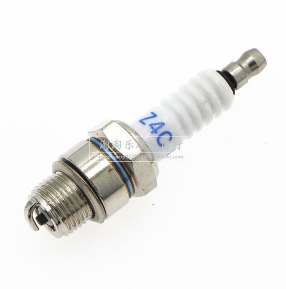 Motorcycle spark plug 100/125 A7TC D8TC E6TC F7TC B7TC BMA6 Z4TC F5TC CR8 A7RTC CR7HSA D8TRC D8TJC D8EA D8T Chain saw lawn mower: Z4C